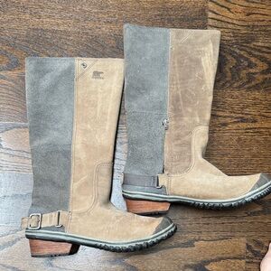 Sorel Women's Gray and Tan Leather Boots size 8 1/2